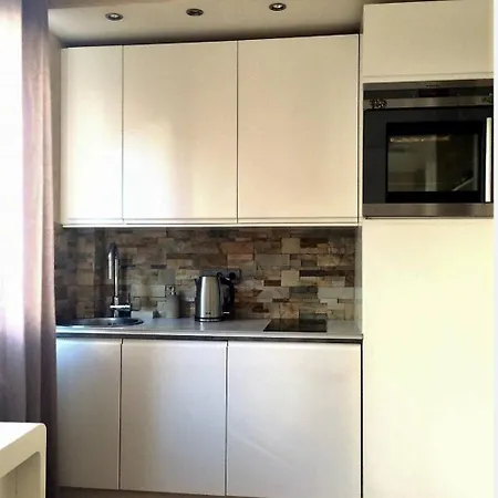 Apartment 2 Pieces Lumineux Et Calme A