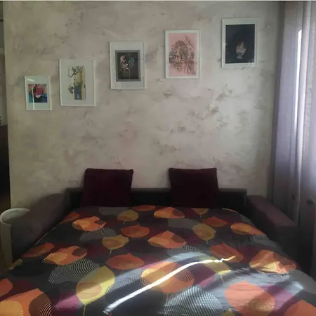 Apartment 2 Pieces Lumineux Et Calme A Paris